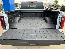 2026 GMC Sierra 3500HD Denali 4WD - Photo 25