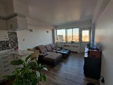 Beau 3.5 en hauteur avec balcon Apartment for Rent - 1010 Cherri - Photo 2