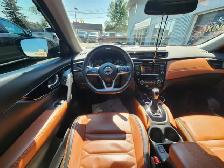 2019 Nissan Rogue SL AWD | Rare Saddle-Tan Leather - Photo 16
