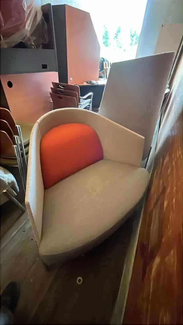 Teknion Fractals Seating Chair-Excellent Condition | $300