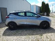 2027 Chevrolet Bolt RS - Photo 6