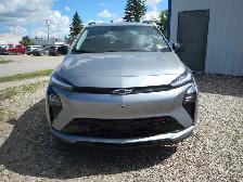 2027 Chevrolet Bolt RS - Photo 8