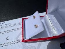 #884 - .31 Carat Diamond Studs, 18kt Yellow Gold Screwbacks - Photo 3