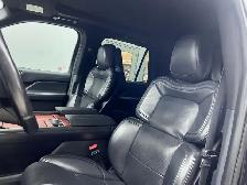 2022 Lincoln Navigator - Photo 33