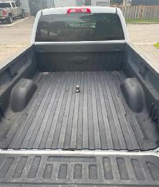 2018 Chevrolet Silverado 1500 w/ Gooseneck Hitch  - LOW KMS!! - Photo 5