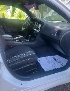 RARE Dodge Charger 6.4L Hemi SRT8 Super Bee - Photo 4