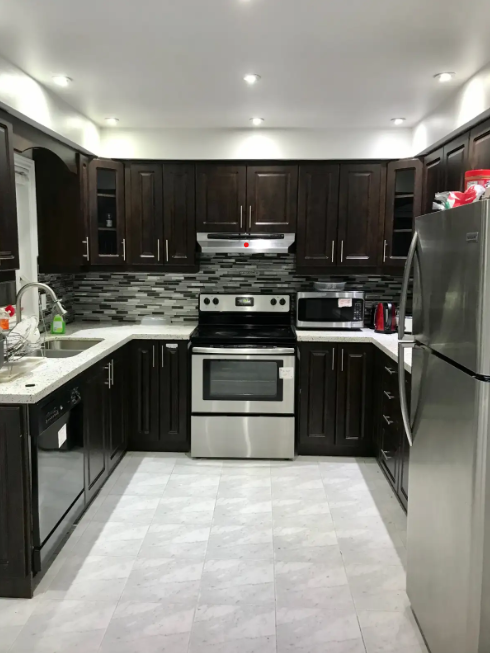 Furnished Bedroom for Rent (Sep 1st) - Mavis & Eglinton