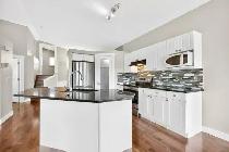 FULL HOUSE |  4 BED | 3 FULL BATH | DOUBLE GARAGE | $2,500 - Photo 4