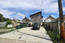 Parkdale 3 Bed 2.5 Bath Main Floor Suite For Rent Edmonton - Photo 11