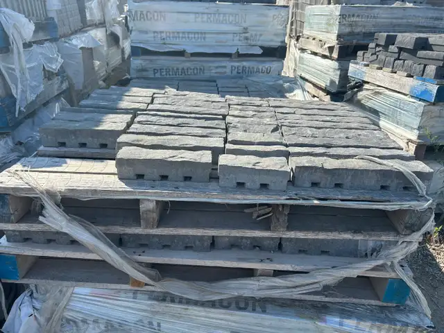 Natural Stone Blocks/Interlocking