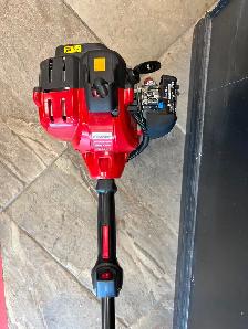 LIKE NEW Troybilt tb21ec Gas Whipper Snipper Line Trimmer - Photo 2