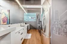 2 bed condo beside Macewan university - Photo 2