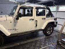2012  jeep wrangler - Photo 2
