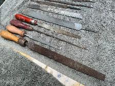 Assorted Vintage Metal Files Some with Handles ! - Photo 5
