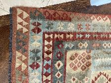 Persian Wool Kilim Area Rug -117'x82' or 9.9ft x6.10ft - Photo 2