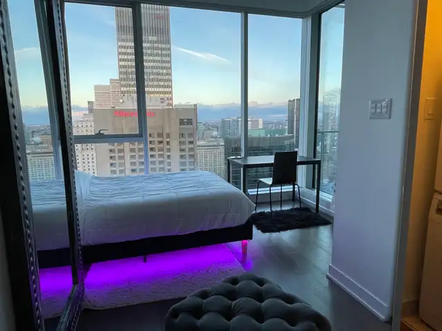 FURNISHED CONDO  DOWNTOWN MONTREAL