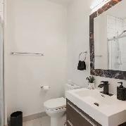 FURNISHED CONDO  DOWNTOWN MONTREAL - Photo 3