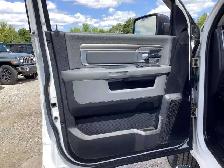 2017 Ram 1500 Outdoorsman Crew V6 | AS IS | 4X4 - Photo 18