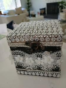 Designer prayer boxes and phone cases - Photo 5