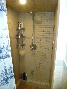 room for rent ,4 month lease term only - Photo 3