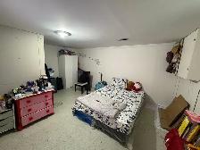 Private room for girl available Malton(Mississauga) 647 534 3990 - Photo 2