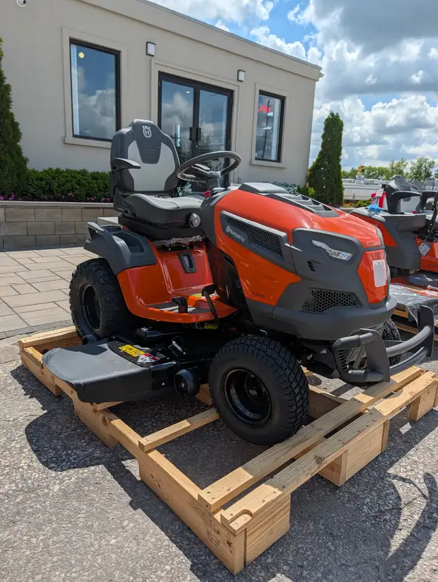 Husqvarna TS 375XD - 48' Riding Lawn Mower