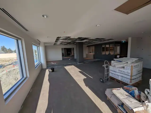 Seeking commercial flooring installers.