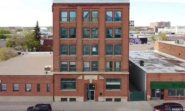 2bdr Warehouse Condo w/AC and 1 parking for rent-Sept 1