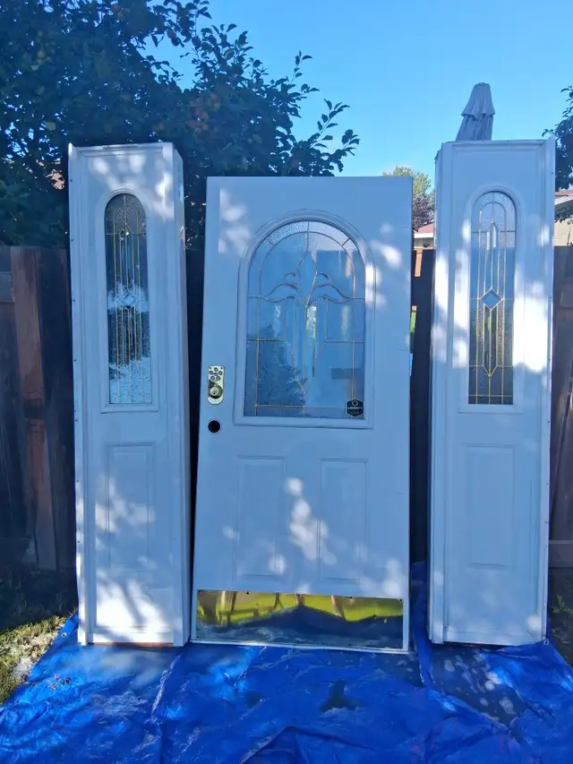 Exterior Door With Sidelights