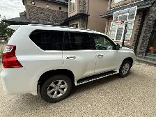 Great Condition 2011 Lexus GX 460 AWD FULLY LOADED - Photo 2