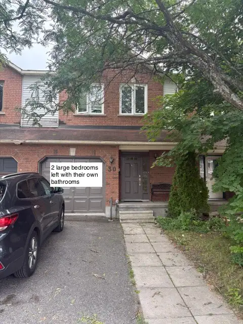 2 Master bedrooms/with own bathrooms close to Algonquin college