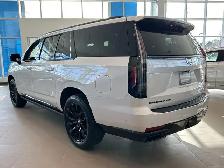 2024 Cadillac Escalade ESV Sport Platinum INCLUDES COMPLIMENT... - Photo 2