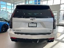 2024 Cadillac Escalade ESV Sport Platinum INCLUDES COMPLIMENT... - Photo 3