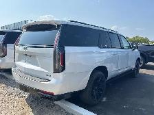 2024 Cadillac Escalade ESV Sport Platinum INCLUDES COMPLIMENT... - Photo 4