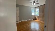 3-Bedroom Main Floor Bungalow – Scarborough - Photo 7