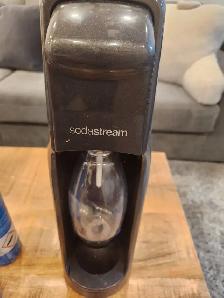 Soda Stream pour faire de l'eau gazeuse - Photo 3