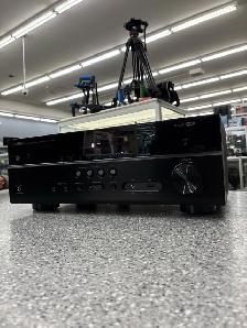 Yamaha RX-V385 Stereo Receiver - Photo 2
