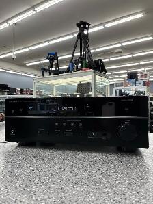 Yamaha RX-V385 Stereo Receiver - Photo 4