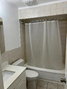 4 Bedroom, 2 Bath, 4 Parking, Detached House for Rent, Brampton, - Photo 13