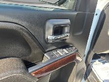 2017 GMC Sierra 1500 SLE 4x2 Crew Cab 6.6 ft. box 153 in. WB Aut - Photo 11