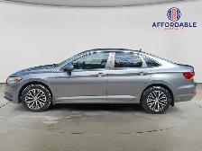 2019 Volkswagen Jetta SEL - Photo 2