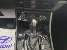 2019 Volkswagen Jetta SEL - Photo 15