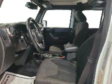 2017 Jeep Wrangler Unlimited Big Bear 4dr SUV 4WD (3.6L 6cyl 6M) - Photo 10