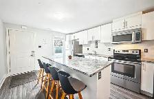 Foundry Simcoe | 5 Bedroom Suites | Private Bathrooms | - Photo 3