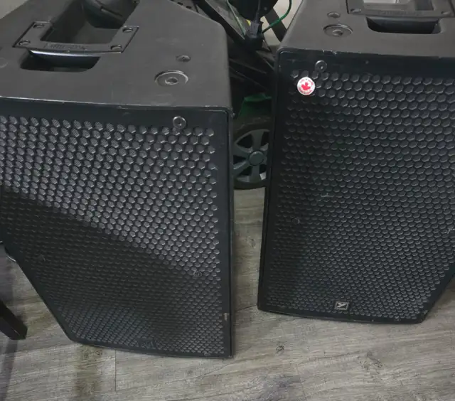 YORKVILLE PS12P 12' Powered Speaker Pair