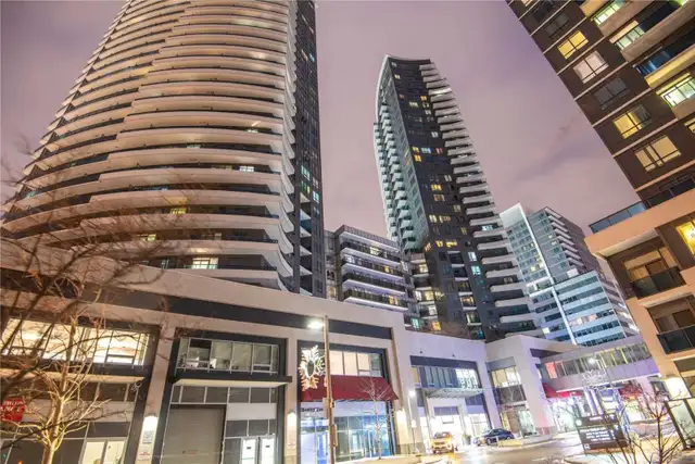 Furnished 1 bedroom LuxuryCondo with wifi parking Yonge&Steeles