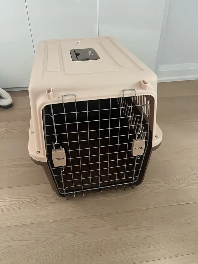 Medium Large Dog Crate