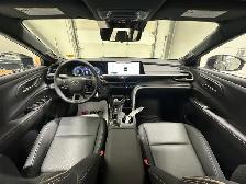 2026 Toyota Crown Signia Limited AWD for sale - Photo 11
