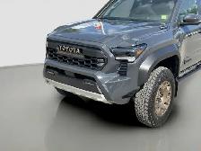 2026 Toyota Tacoma Hybrid Trailhunter - Photo 3