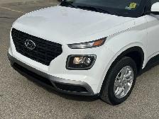 2025 Hyundai Venue Preferred IVT for sale - Photo 3